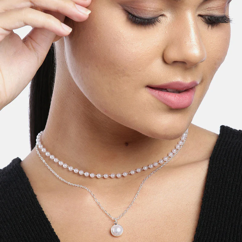 Elegant Layered Pearl & Silver Chain Pendant Necklace Mode & Minimal — free download