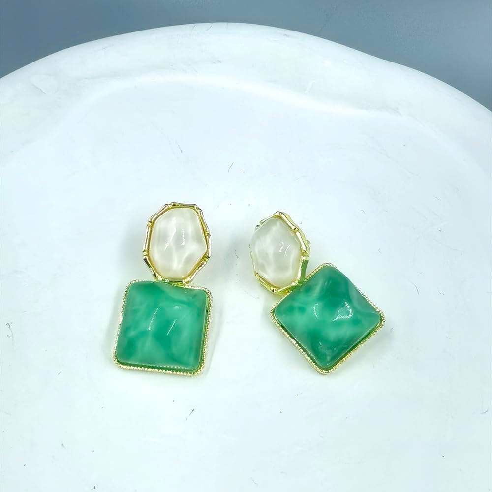 Mint Green & Pearl Dual-Tone Geometric Drop Earring