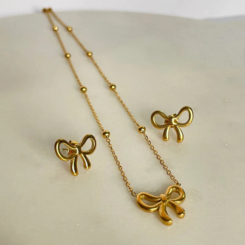 Gold Bow Necklace Set