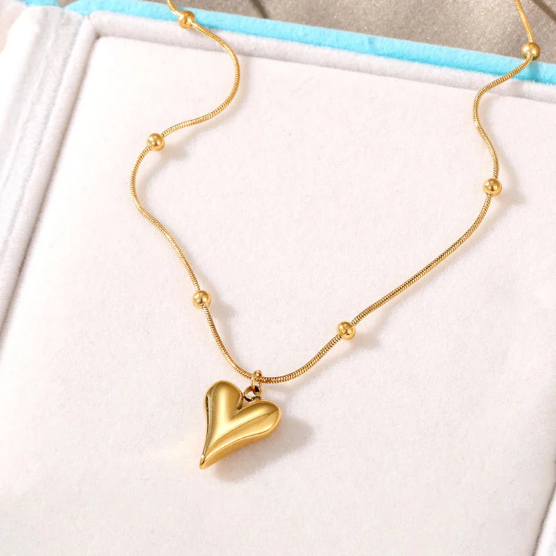 Minimal Heart Charm Anti-Tarnish Gold Necklace