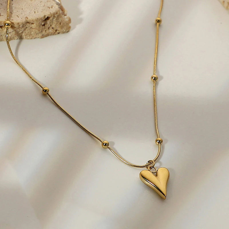 Minimal Heart Charm Anti-Tarnish Gold Necklace