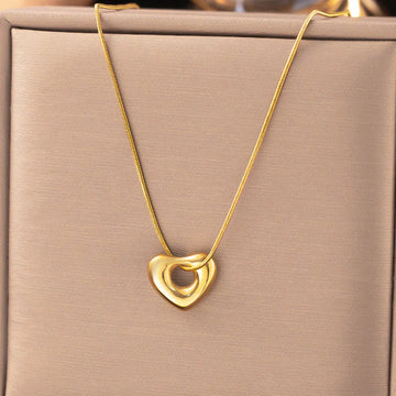 Luxury Hollow Heart Anti-Tarnish Gold Necklace
