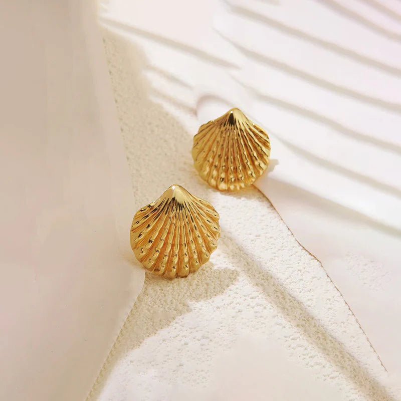 Anti-Tarnish Gold Scallop Shell Stud Earring