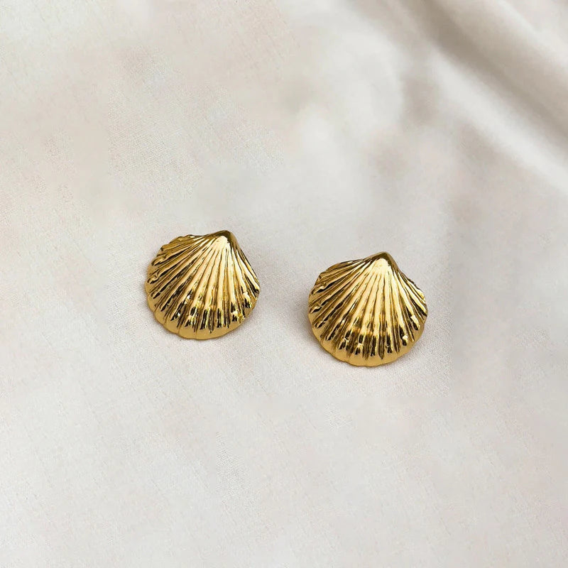 Anti-Tarnish Gold Scallop Shell Stud Earring