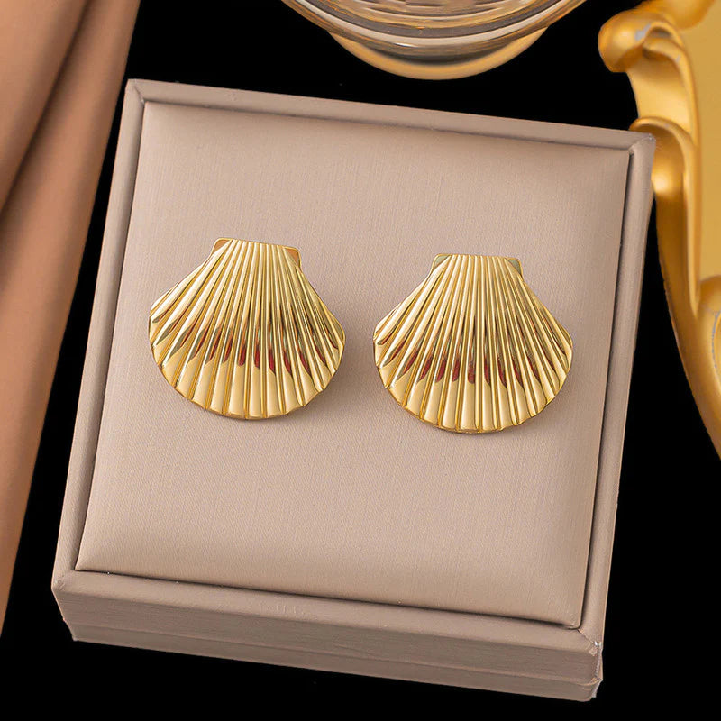 Anti-Tarnish Gold Shell Stud Earring