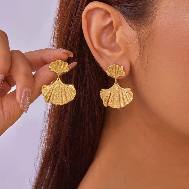 Anti-Tarnish Gold Shell Drop Earring