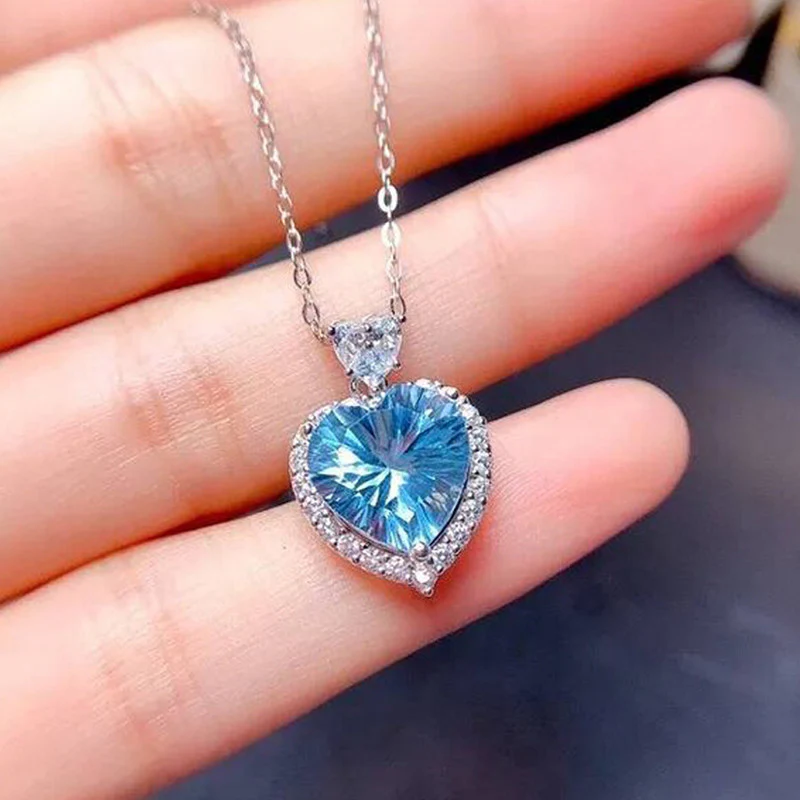 Sparkling Blue Heart-Cut Crystal Pendant Necklace with Silver Chain