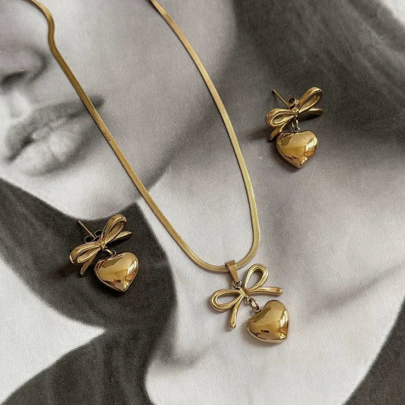 Gold Heart & Bow Jewelry Set