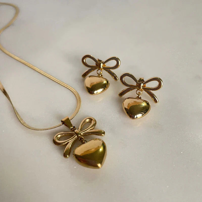 Gold Heart & Bow Jewelry Set