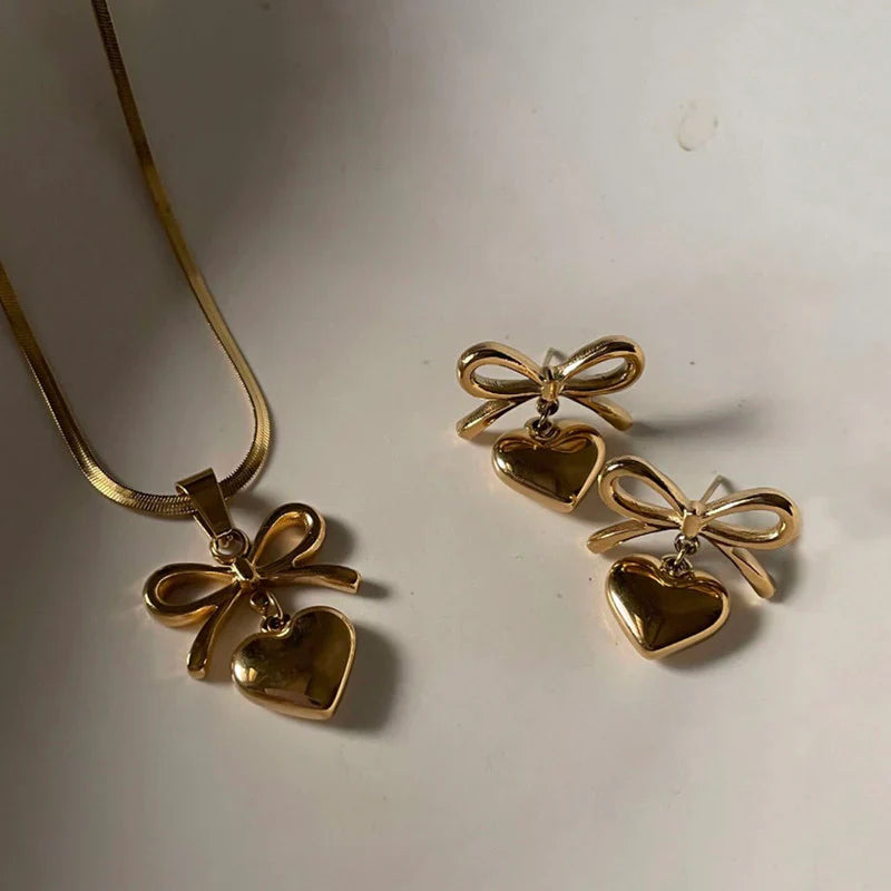 Gold Heart & Bow Jewelry Set