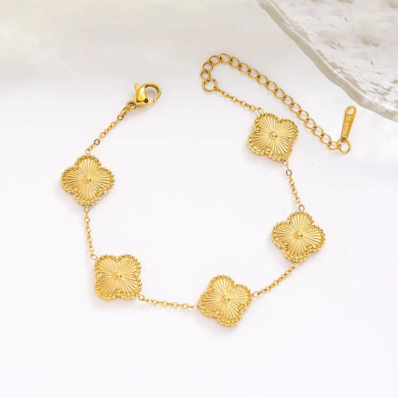 Stainless Steel Gold Plated Golden Anti Tarnish Clover Bracelet