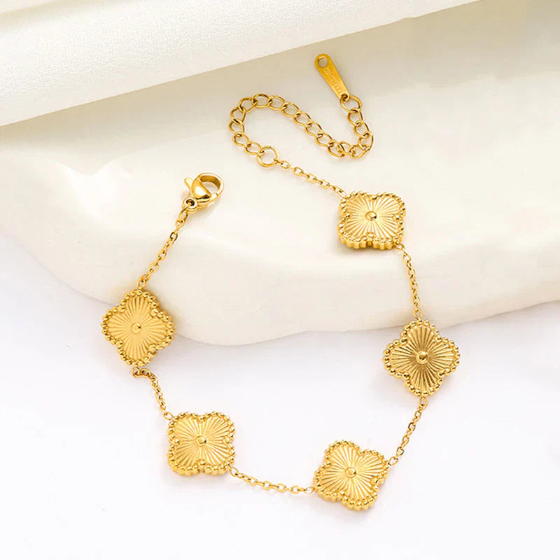 Stainless Steel Gold Plated Golden Anti Tarnish Clover Bracelet