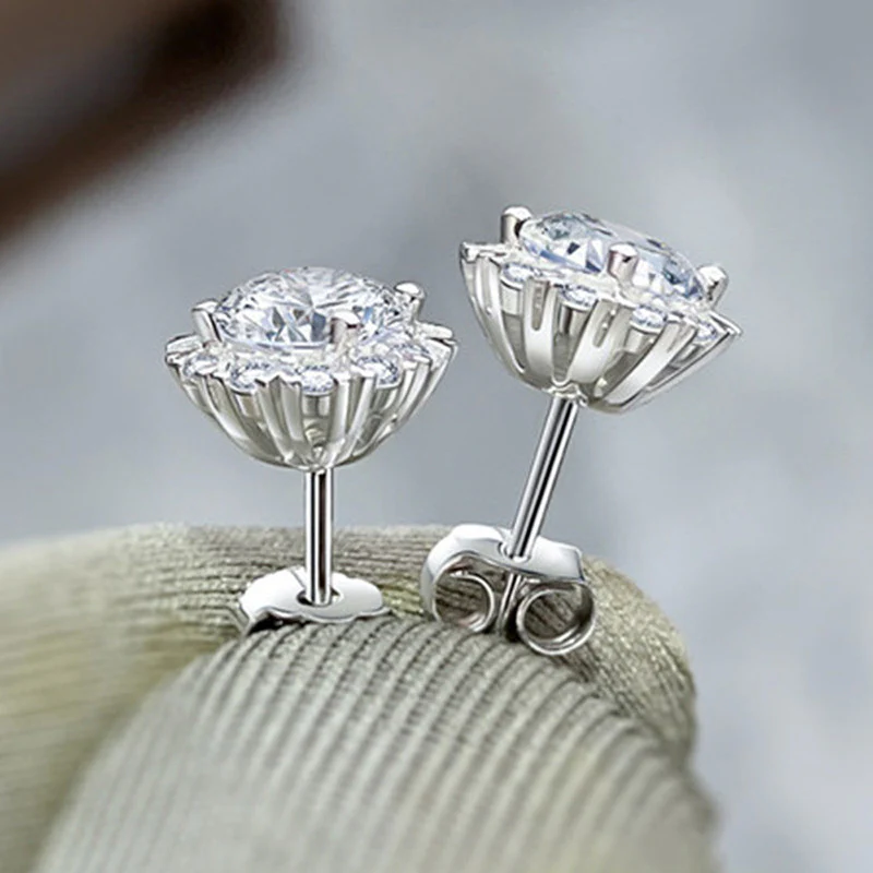 Brilliant Halo-Cut Crystal Stud Earring