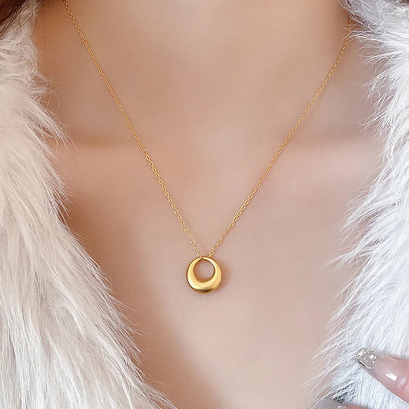 Eternal Glow Minimal Gold Circle Pendant Necklace