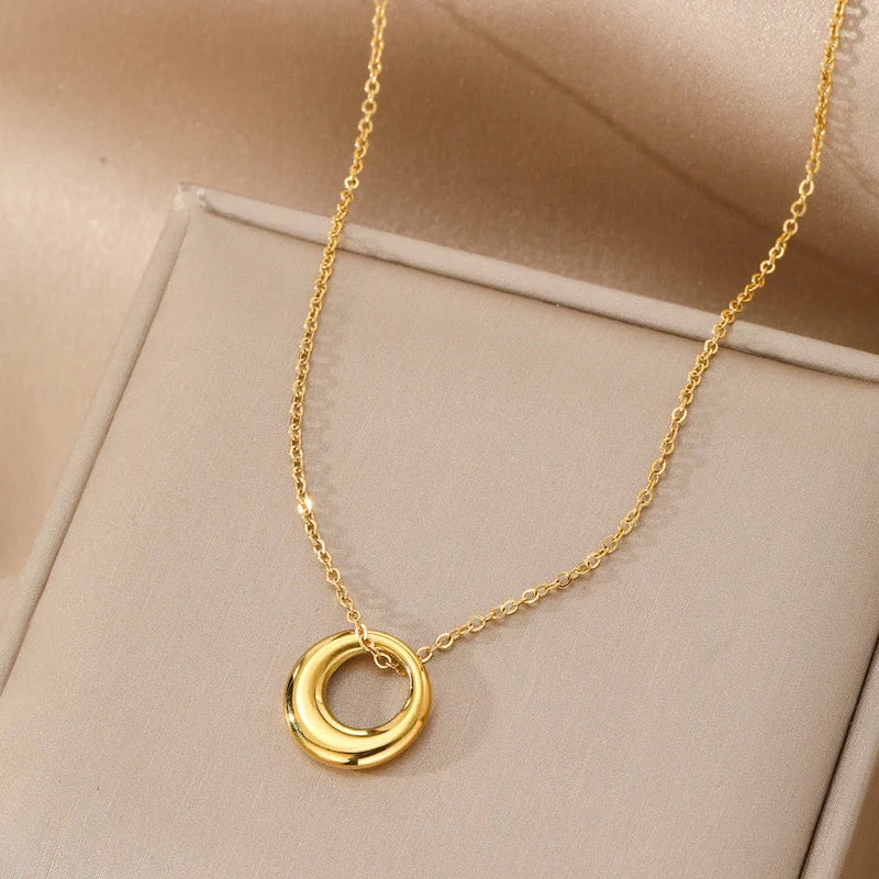Eternal Glow Minimal Gold Circle Pendant Necklace