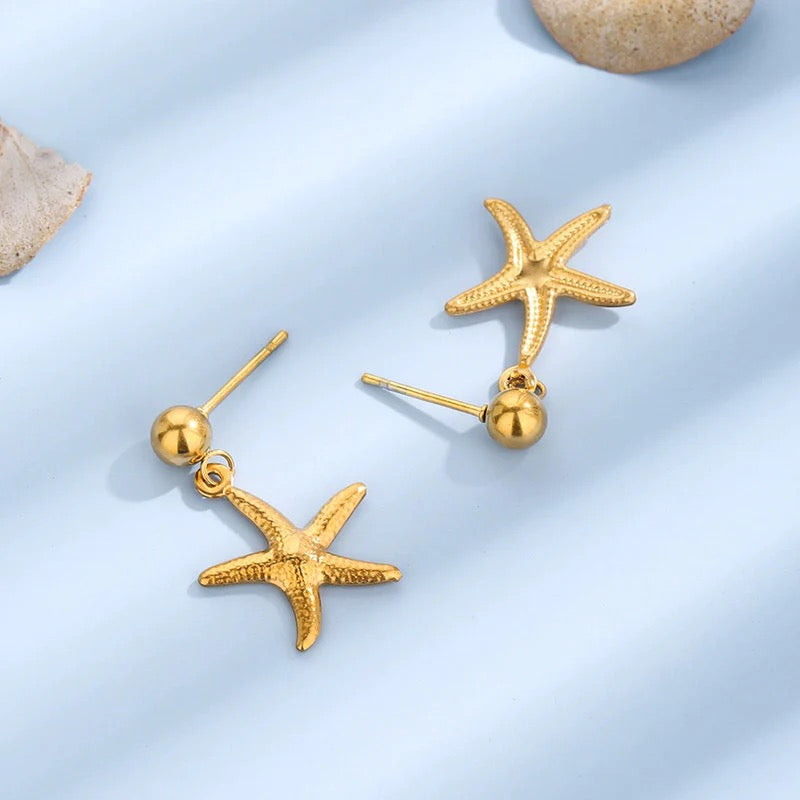 Golden Starfish Drop Earring – Ocean-Inspired Minimal Chic