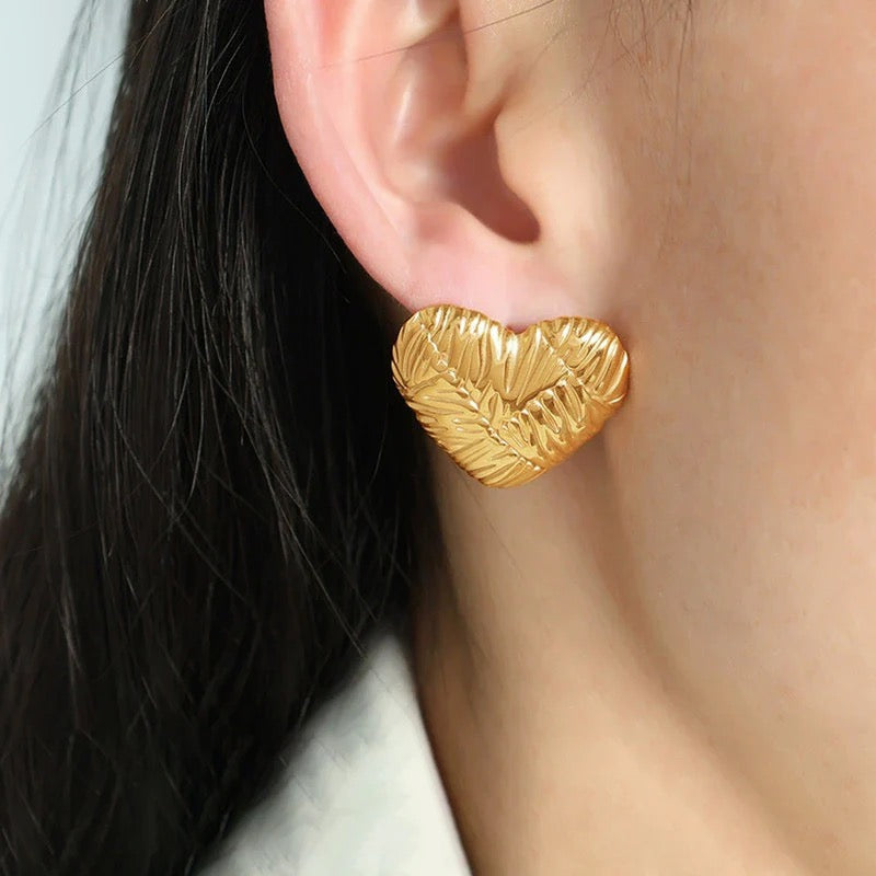Textured Gold Heart Stud Earring