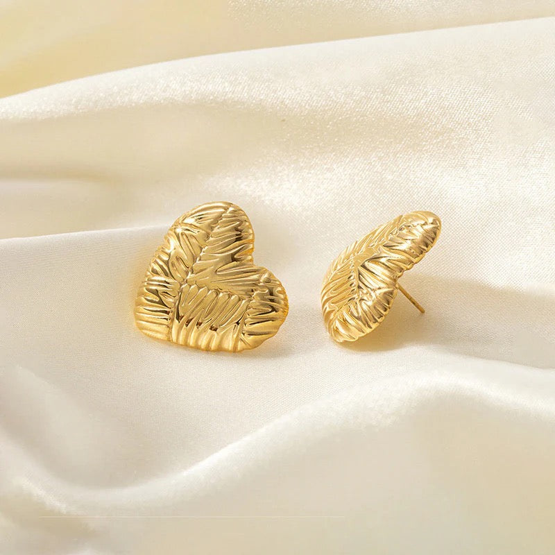 Textured Gold Heart Stud Earring