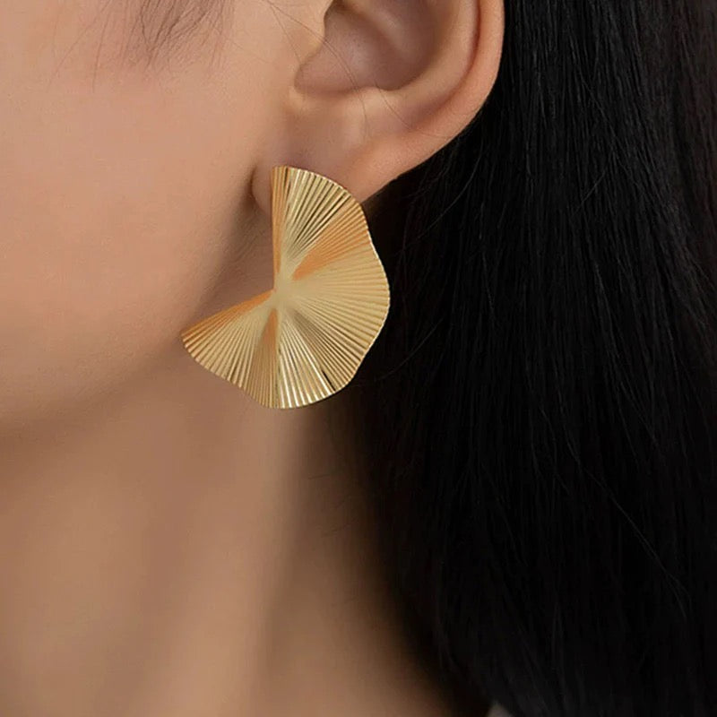 Radiant Fan-Shaped Gold Statement Earring