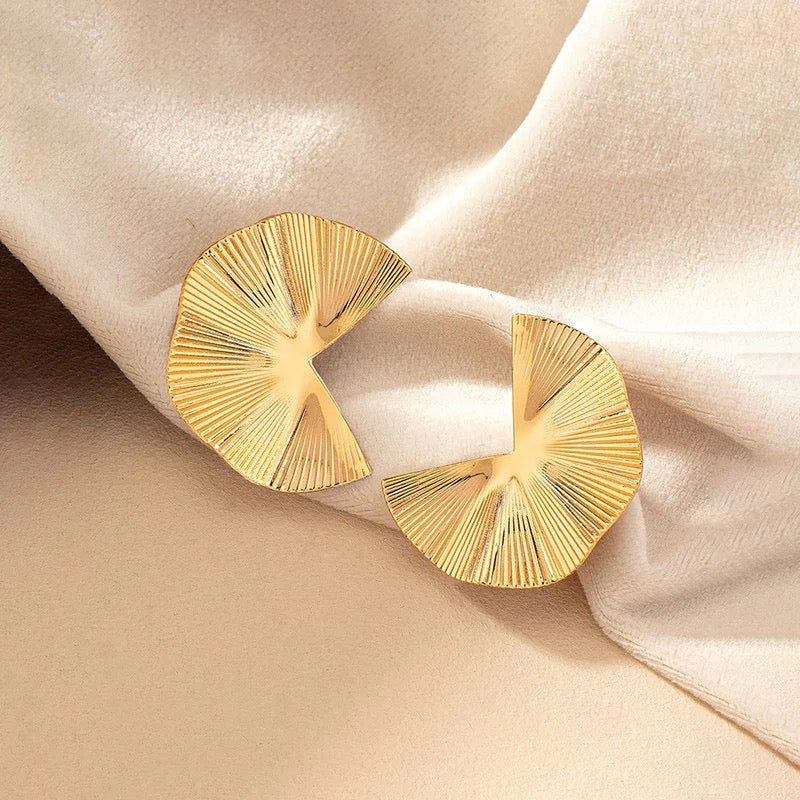 Radiant Fan-Shaped Gold Statement Earring