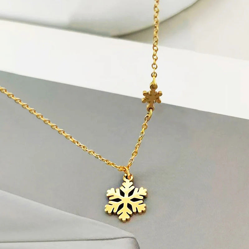 Gold Anti Tarnish Snowflake Pendant Necklace