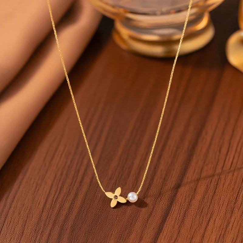 Gold Flower & Pearl Pendant Necklace