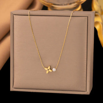 Gold Flower & Pearl Pendant Necklace