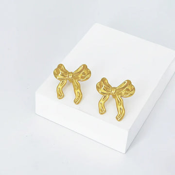Elegant Gold Bow Stud Earring