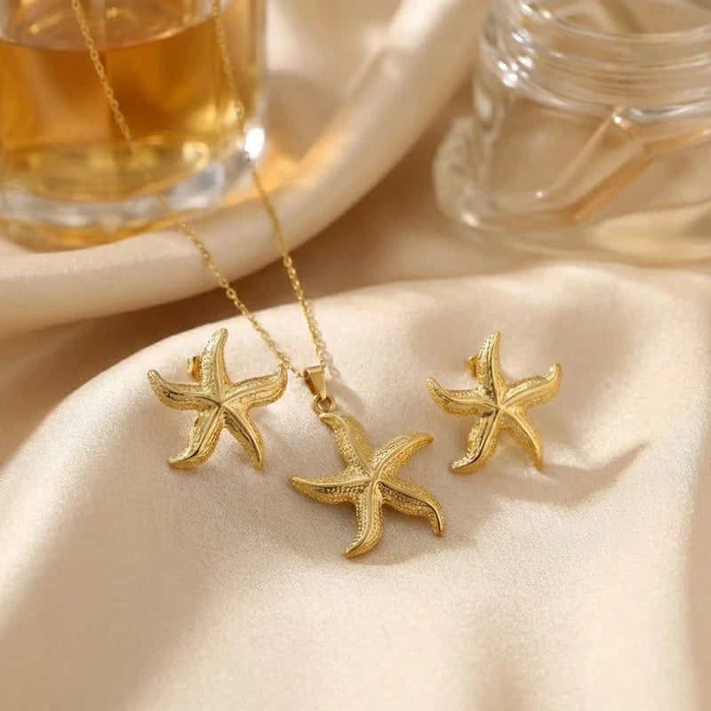 Ocean Starfish Anti-Tarnish Gold Necklace & Stud Earrings Set