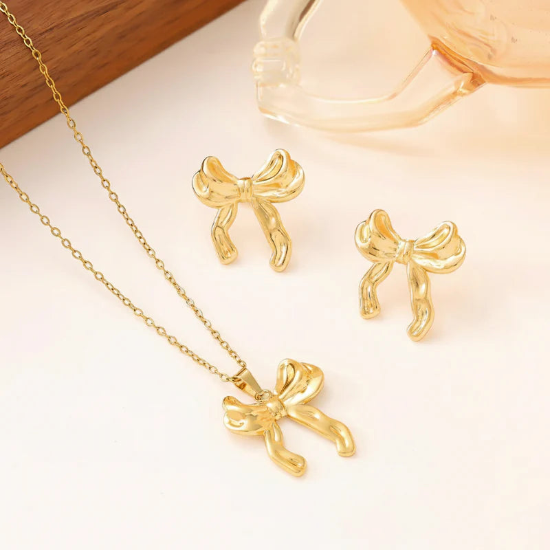 Elegant Bow Anti-Tarnish Gold Necklace & Stud Earrings Set
