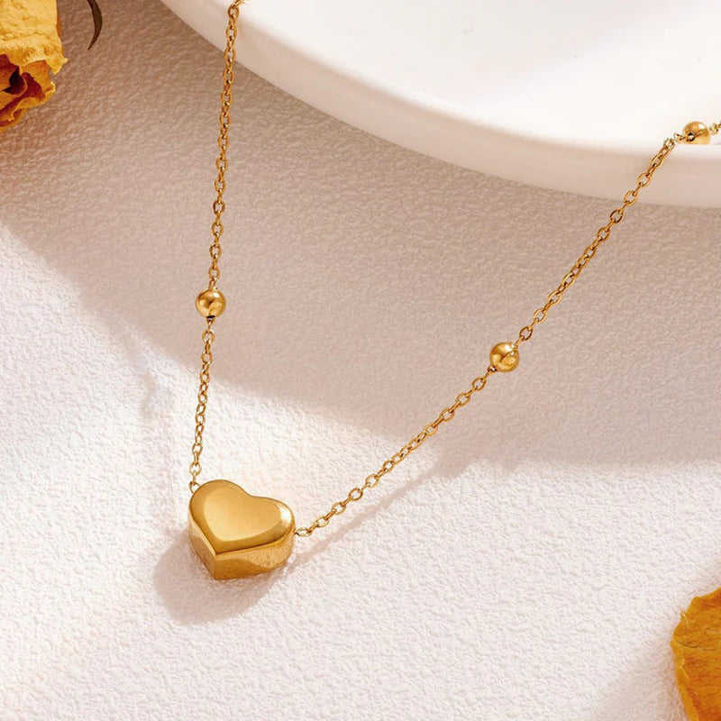 Anti Tarnish Amoura Heart Pendant Necklace