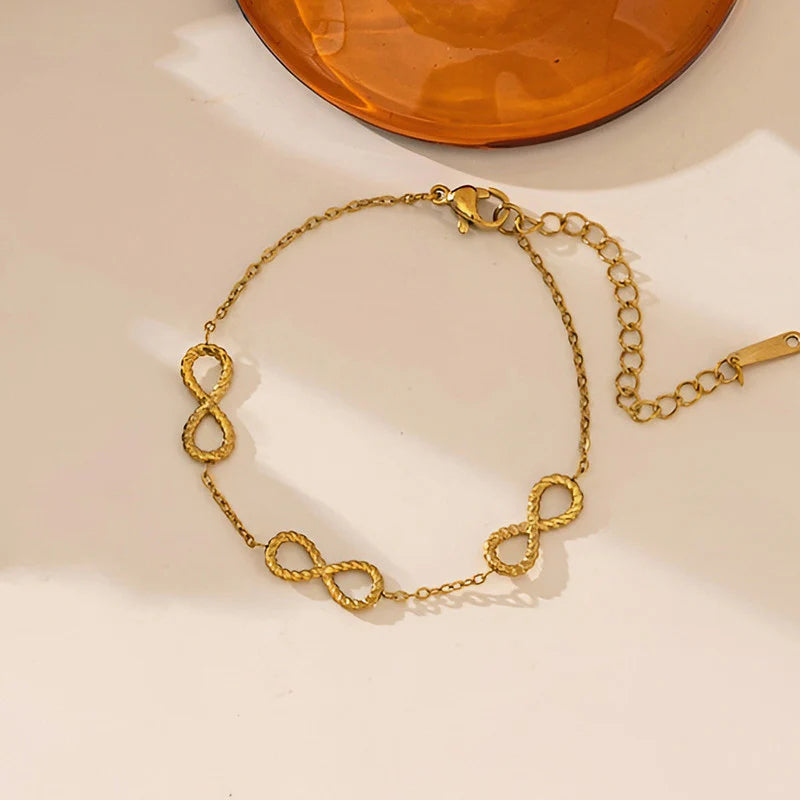 Infinity Glow Anti-Tarnish Bracelet