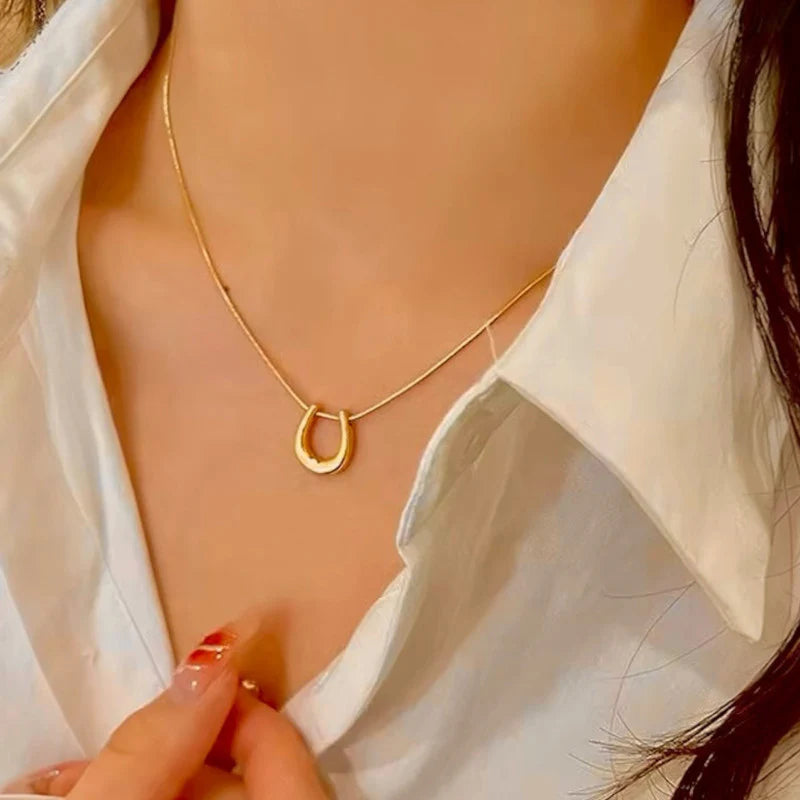Minimalist Gold-Plated Horseshoe Pendant Necklace