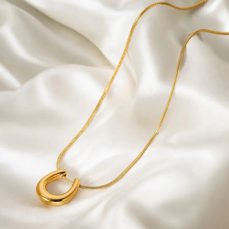 Minimalist Gold-Plated Horseshoe Pendant Necklace