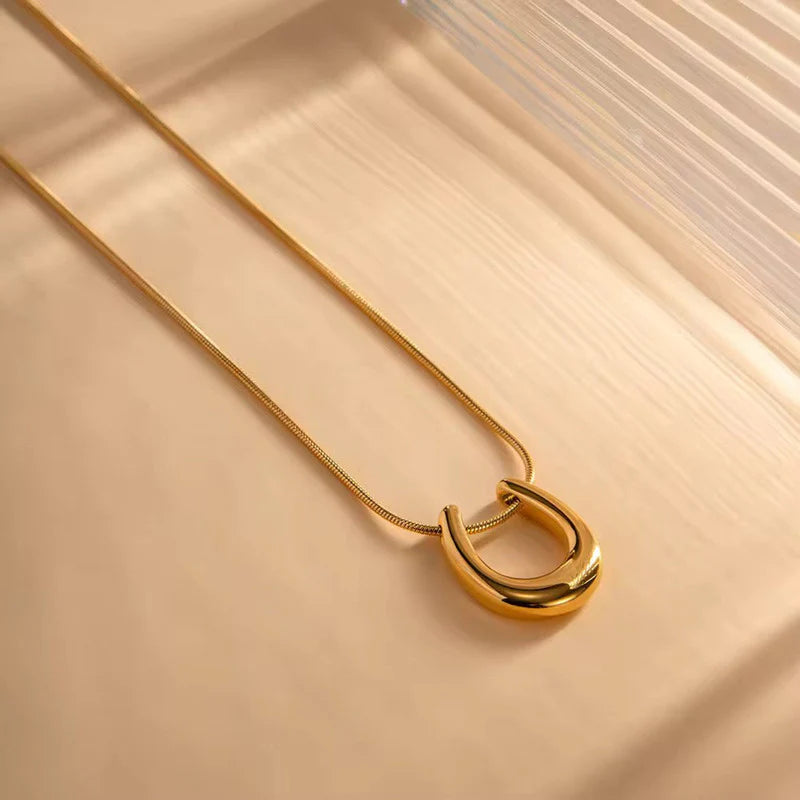 Minimalist Gold-Plated Horseshoe Pendant Necklace