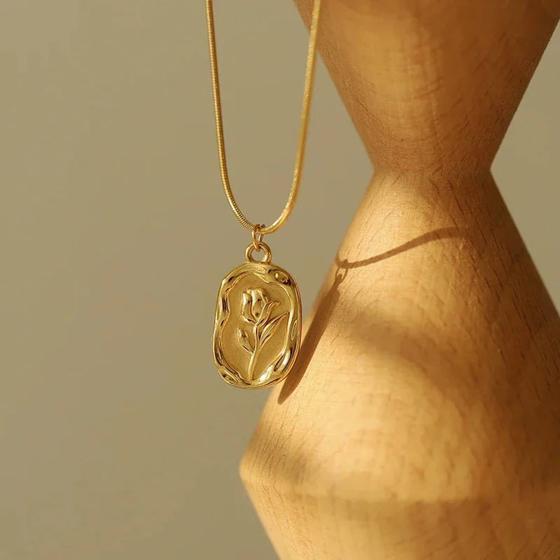 Gold-Tone Floral Leaf Pendant Anti-Tarnish Necklace
