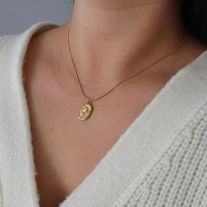 Gold-Tone Floral Leaf Pendant Anti-Tarnish Necklace