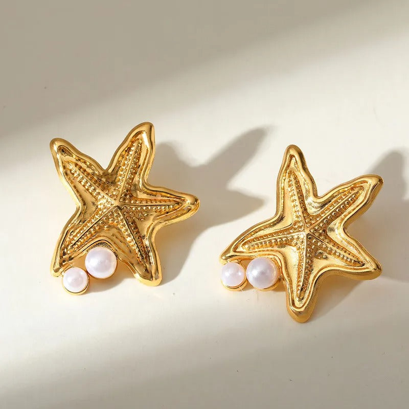 Gold Starfish Pearl Stud Earring