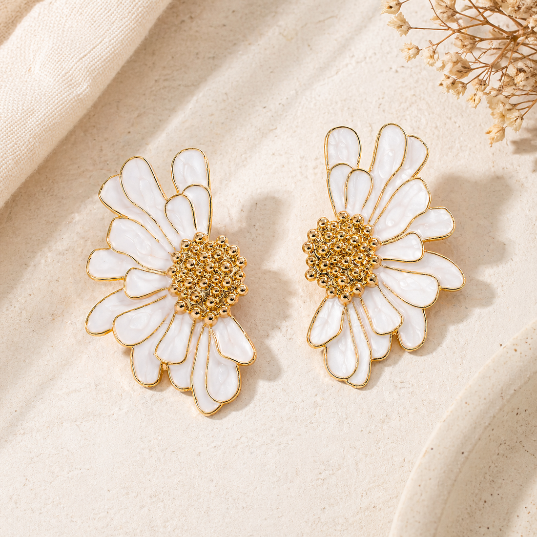 Daisy Bloom Gold & Pearl White Statement Earring