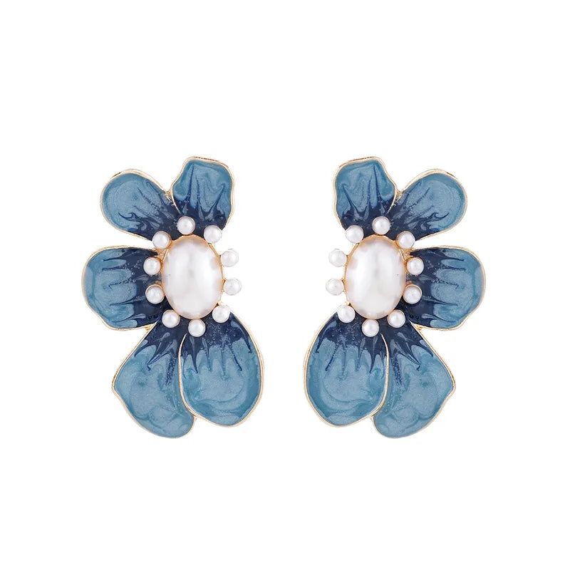 Elegant Blue Floral Pearl Stud Earring