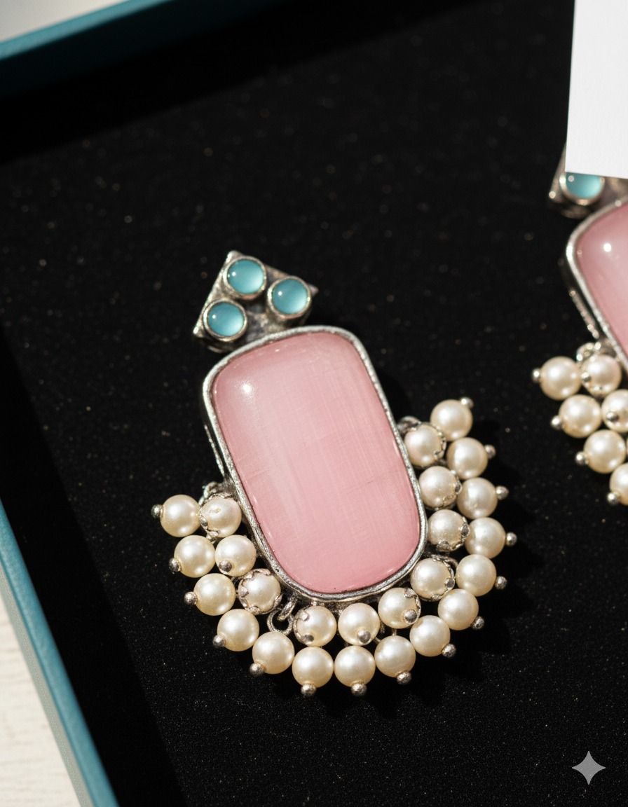 Alekhya Stud Earring