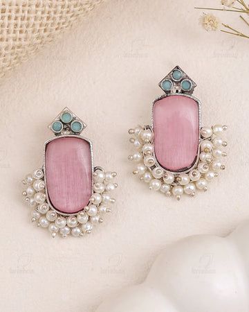 Alekhya Stud Earring