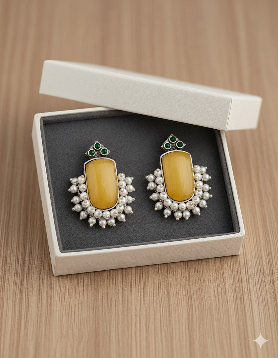 Alekhya Stud Earring