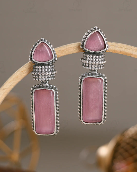 Arya Dangler Earrings