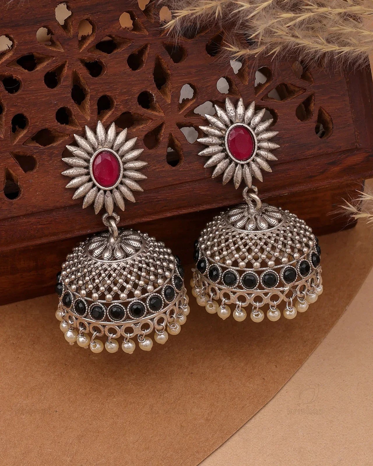 Reva Jhumki Earring