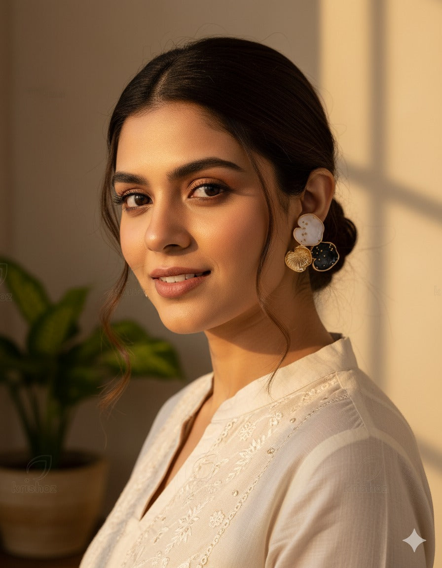 Tri-Tone Lotus Leaf Stud Earring