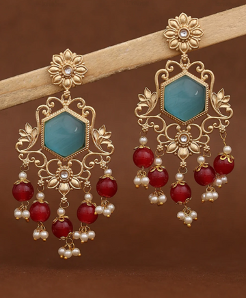 Antique Gold Floral Dangler Earring
