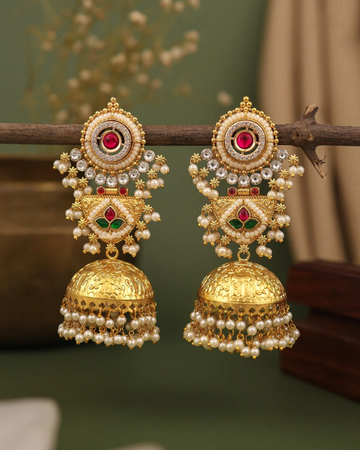 Gold Pearl Kundan Jhumka Earring